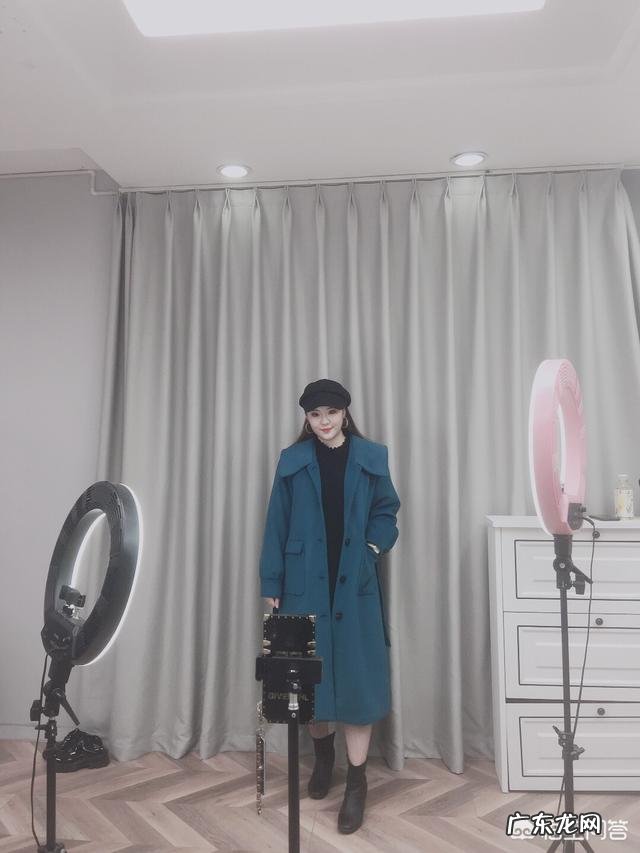 胖女孩在冬天该如何搭配衣服？