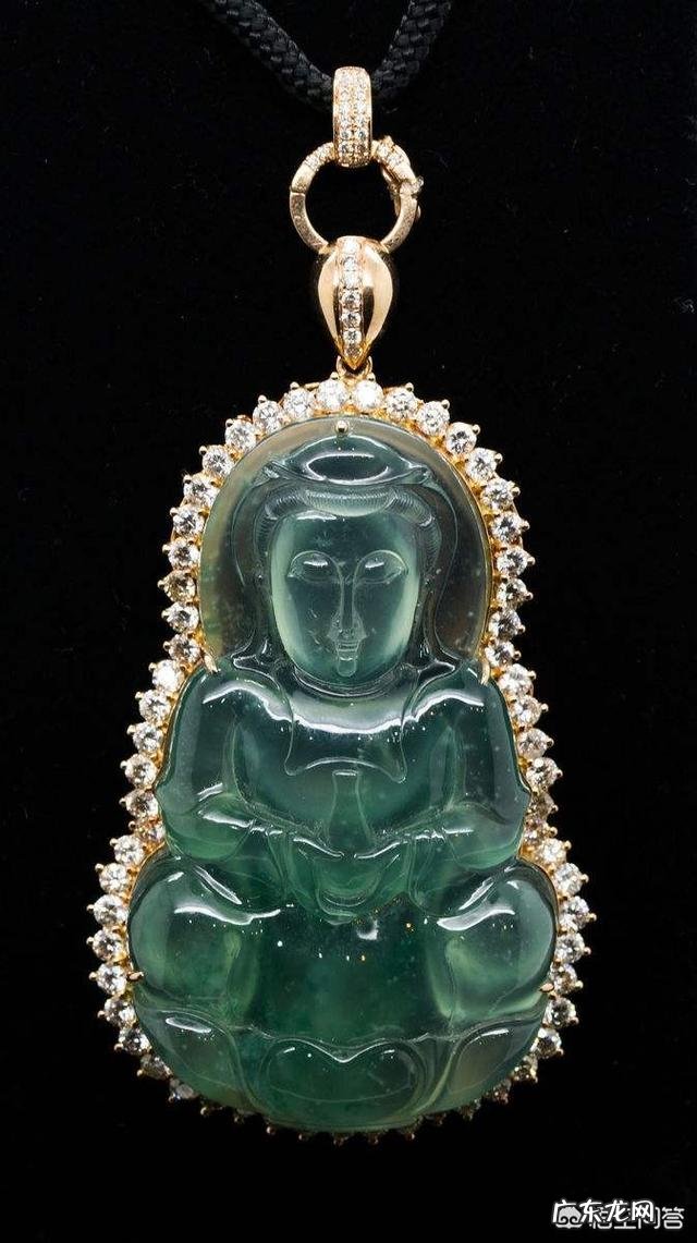 男人戴什么吊坠比较好呢？