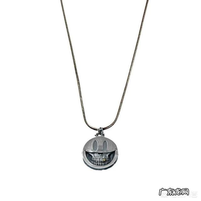 男人戴什么吊坠比较好呢?