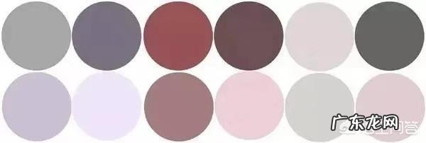 白色墙壁的卧室适合什么颜色窗帘?