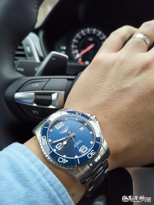 职场男士戴什么牌子手表比较体面?