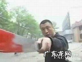 《征服》里面刘华强为什么要砍卖瓜的呢？