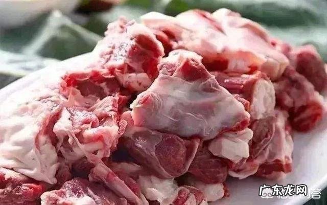羊肉在冬季煲汤怎么配料最有营养?