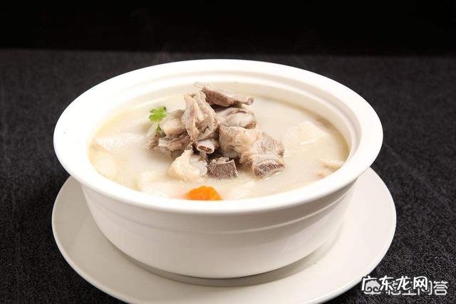 羊肉在冬季煲汤怎么配料最有营养?