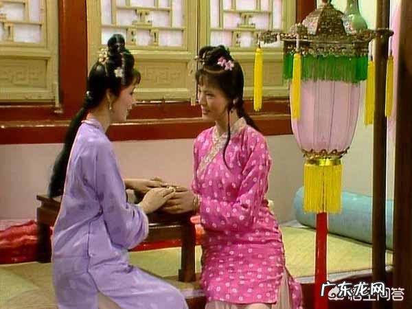 宝玉和袭人有肌肤之亲这一事,黛玉知道吗?晴雯知道吗?宝钗知道吗?