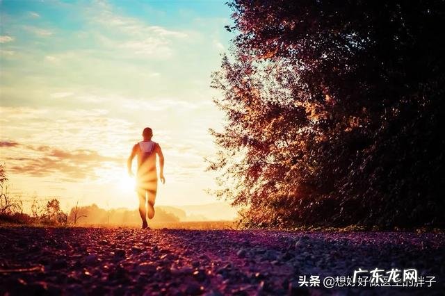 每天慢跑5公里和健走5公里的区别是什么?