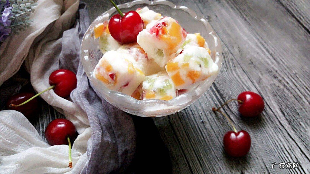 酸奶冻成冰还能吃吗