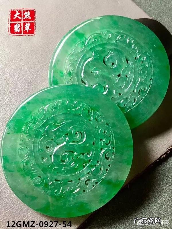 适合恋人的饰物除了对戒还有什么?