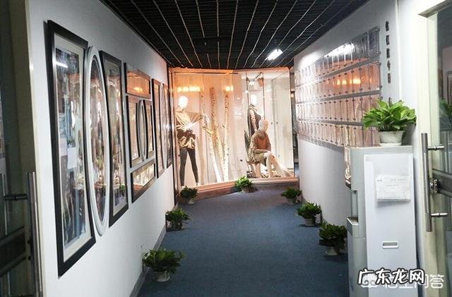 做美工设计会不会很累?工作内容是什么?