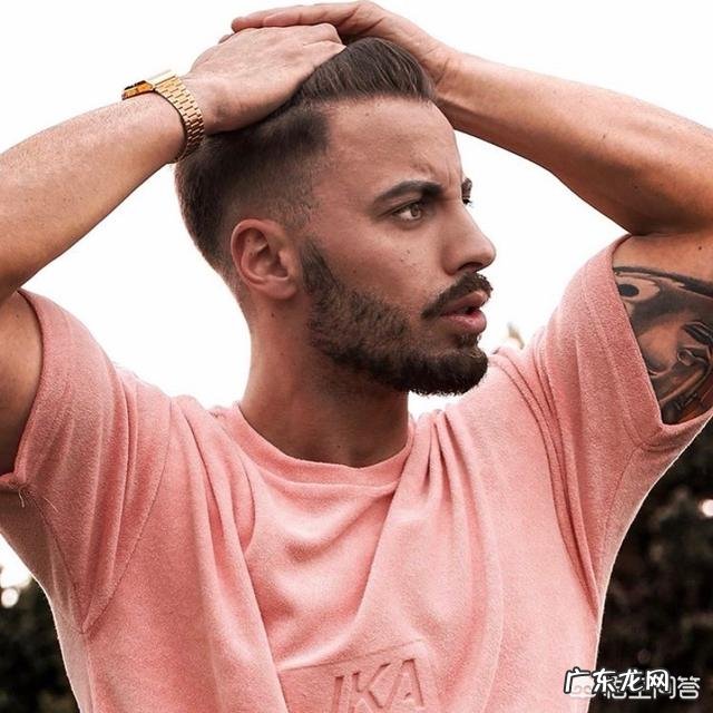 男生穿搭的小心机之如何穿出型男feel,潮流男士穿搭法则是什么?