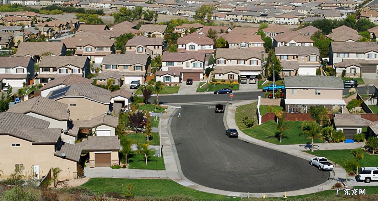 美国人的住房跟我们有什么不同,真有想象中的那么好吗? 美国房子的特点