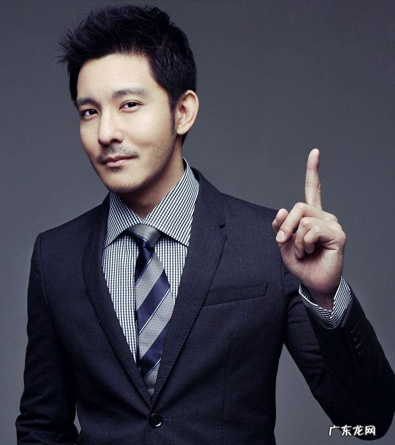 下巴有一条沟代表什么 面相 下巴中间有条竖沟从风水上讲