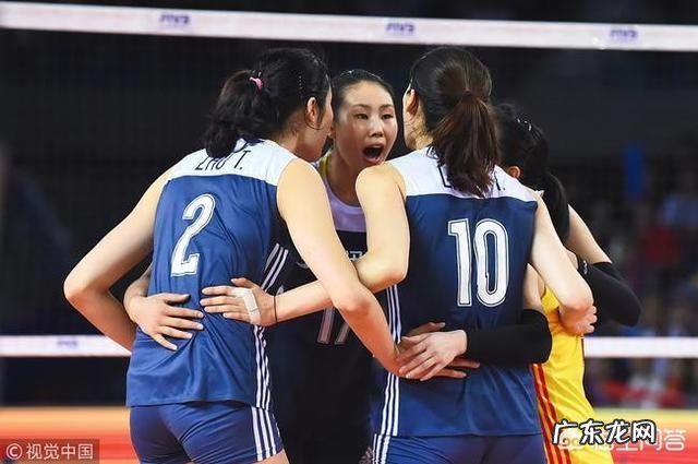 中国女排0-3惨败美国,为什么郎平直到最后才选择让李盈莹上场?