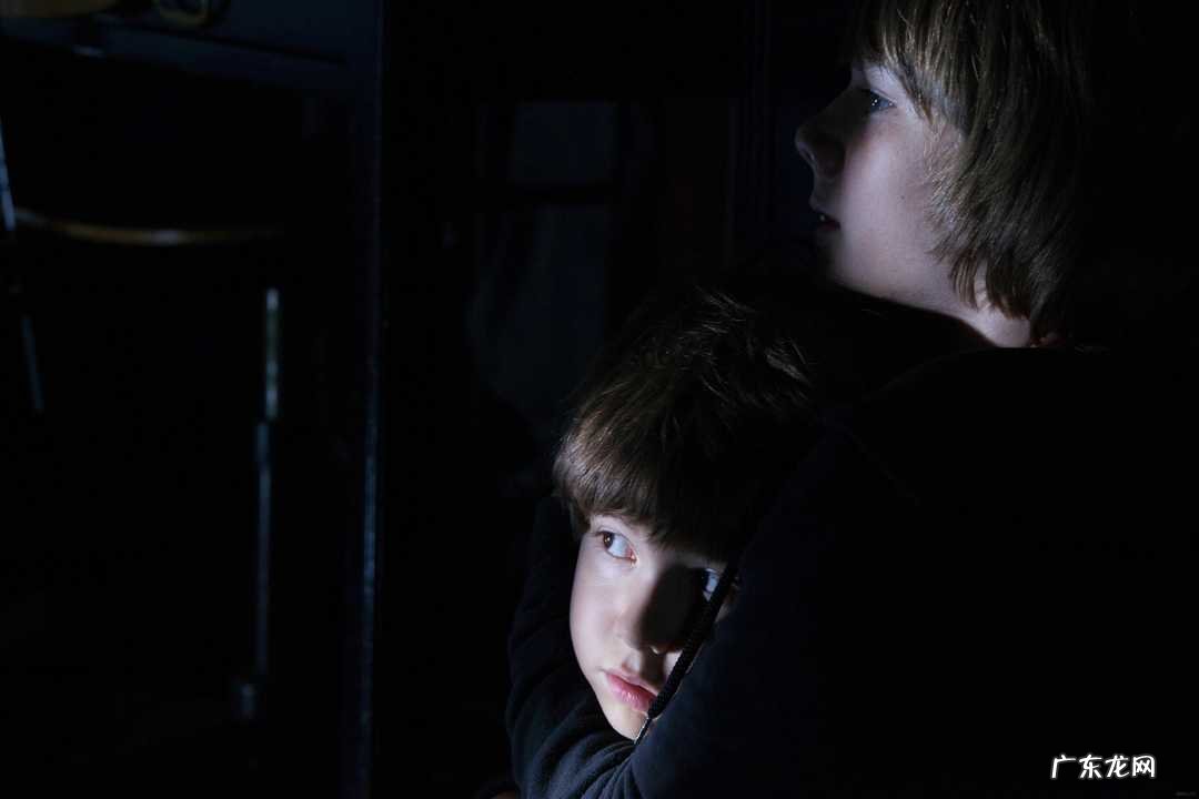 黑暗天际讲的什么 黑暗天际真实事件