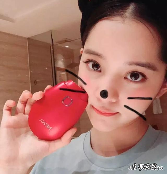 女生睡前卸妆、洗脸需要哪些步骤？要用到哪些美容工具和化妆品？