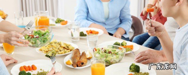 早餐要吃得丰富有营养吗
