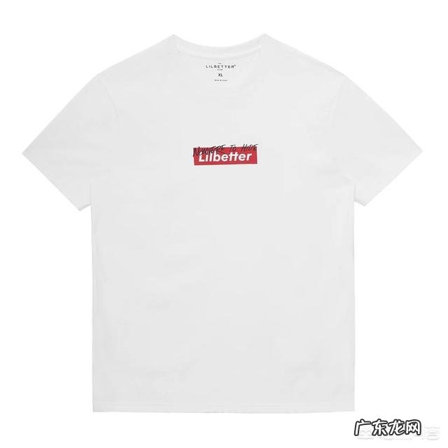 简单的T恤是不是好搭配?