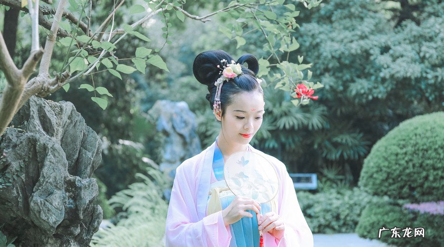 来一首思念情人的诗 形容思念情人的诗句