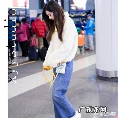 米色短外套内搭什么颜色的衣服比较好看？