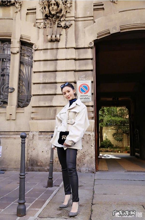 米色短外套内搭什么颜色的衣服比较好看？