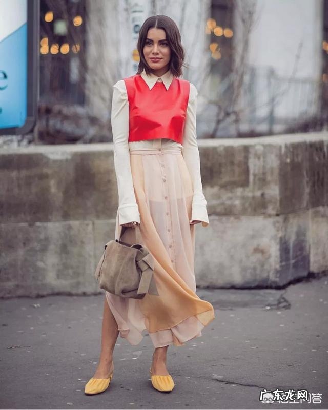 2019年春天流行什么颜色的裙子?