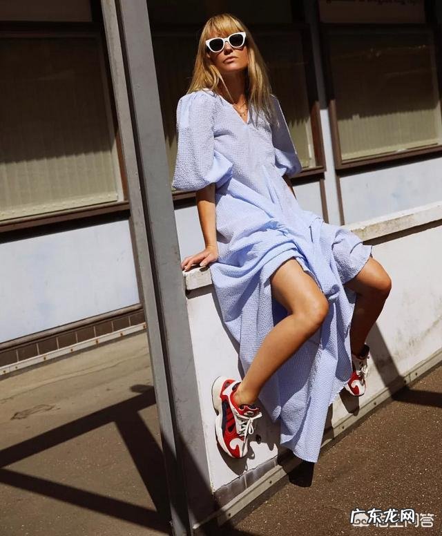 2019年春天流行什么颜色的裙子?