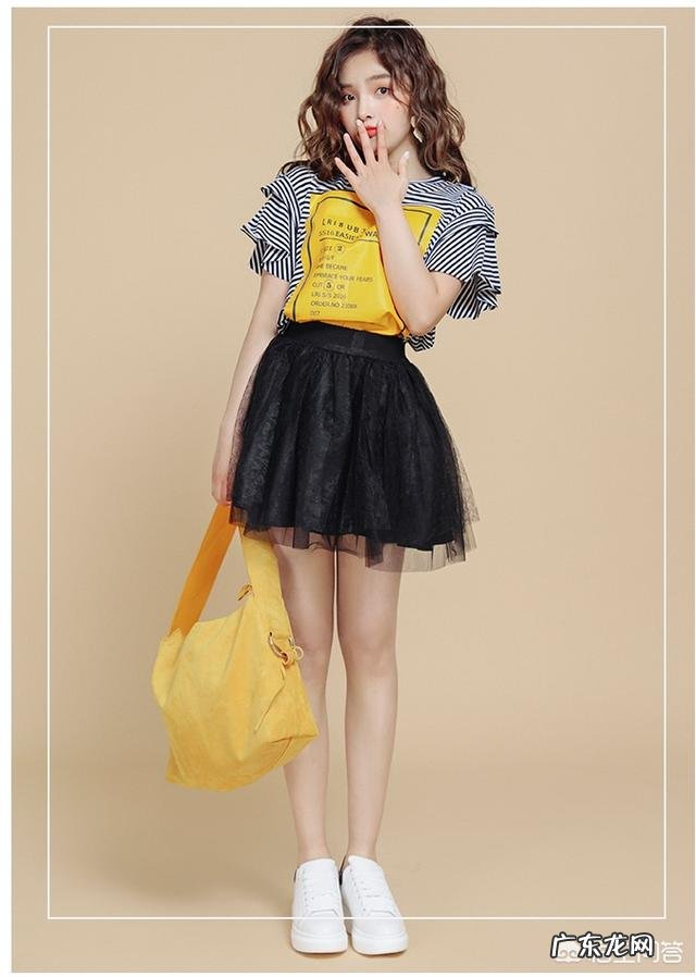 katherine 小个子女生夏季如何搭配,减龄时髦又有活力?