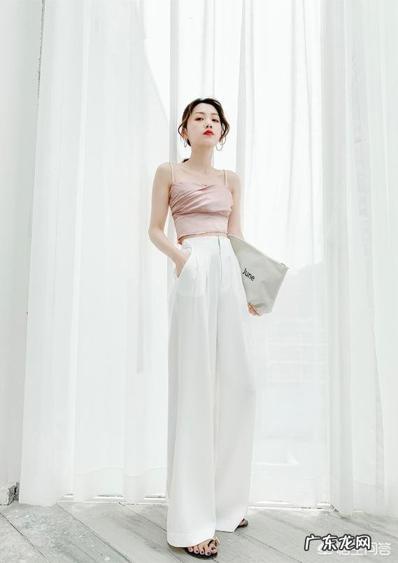 katherine 小个子女生夏季如何搭配,减龄时髦又有活力?