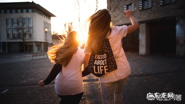 一个女的,只能靠自己一个人,想做点小生意,能做什么?