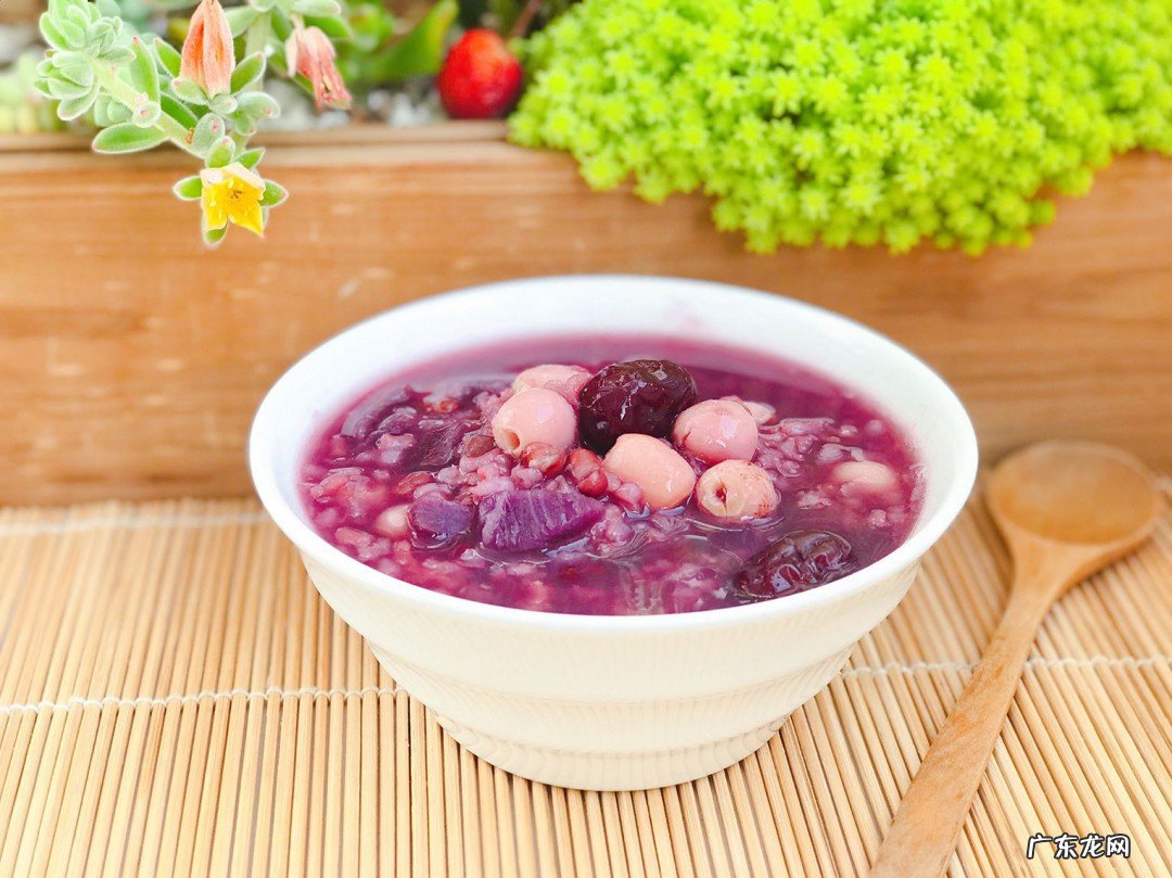 八瓣莲子粥怎么做