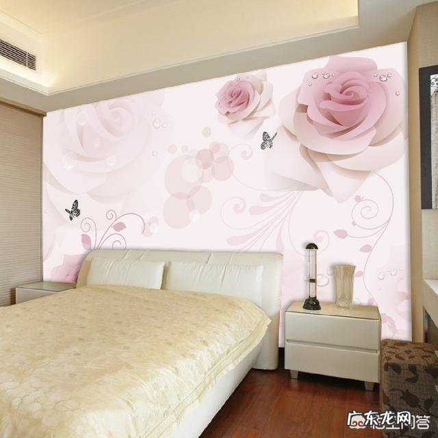 客厅电视墙贴墙纸好，还是贴画好呢？