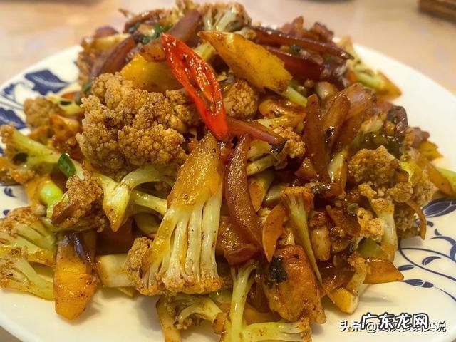 花菜怎么炒才好吃?