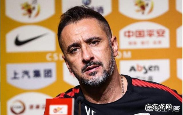 国足连输日本和韩国,差距明显,下场对阵香港,如再输,会如何?