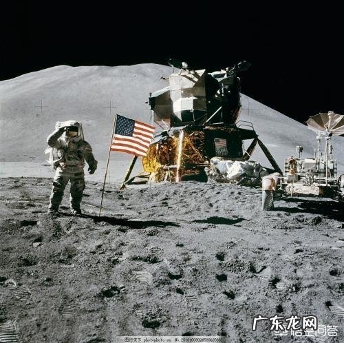 当年阿姆斯特朗登月出舱走两步后，是怎么离开了月球？