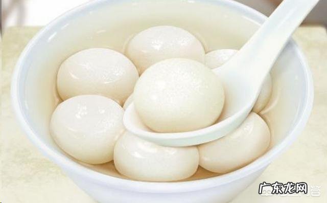 煮汤圆时是用凉水还是热水?为什么?