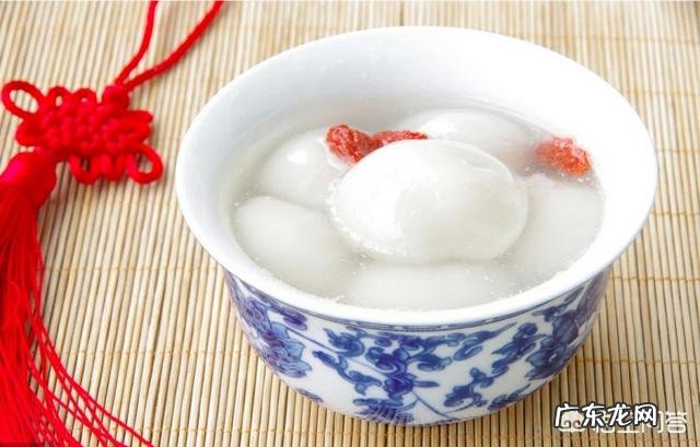 煮汤圆时是用凉水还是热水?为什么?