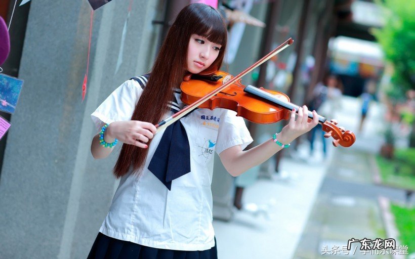 Howiseverything moneyisnoteverything翻译