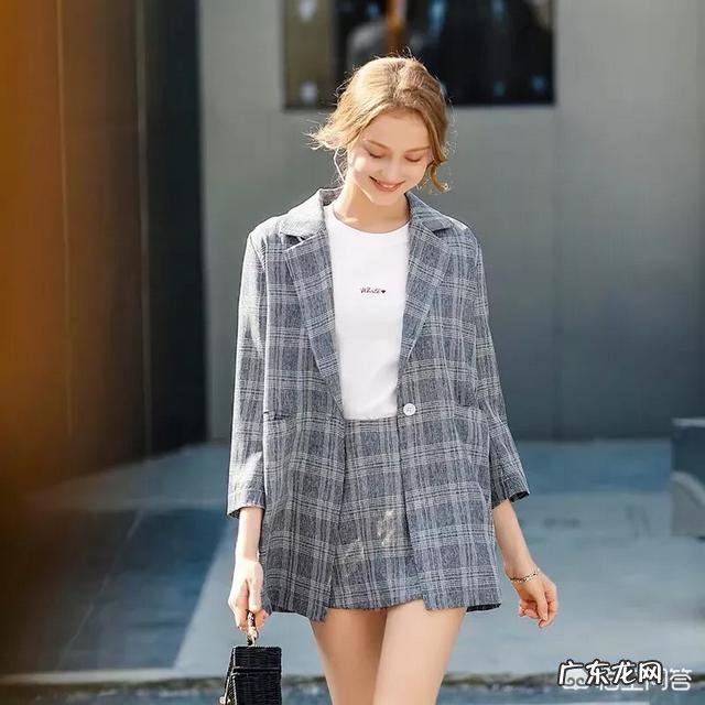 春季应该怎样搭配衣服?