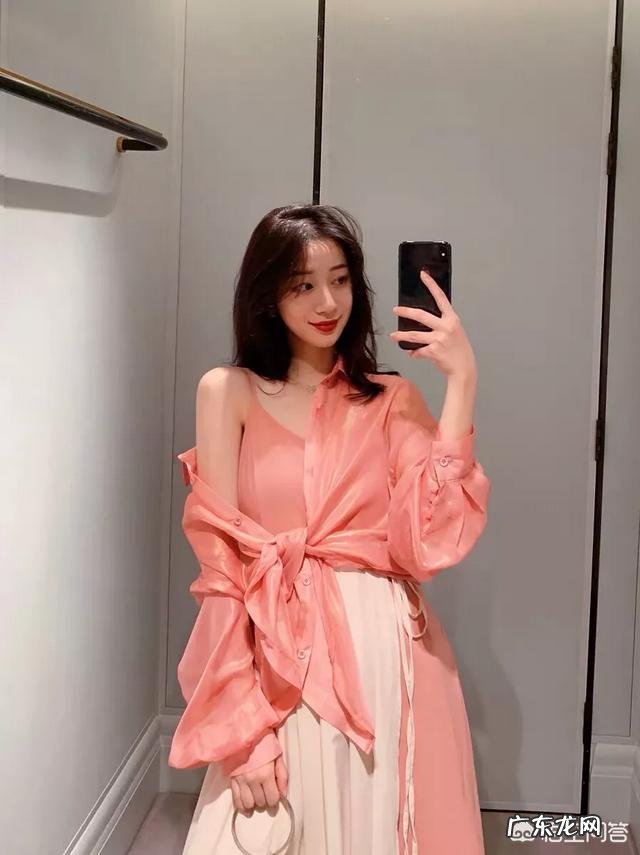 春季应该怎样搭配衣服?