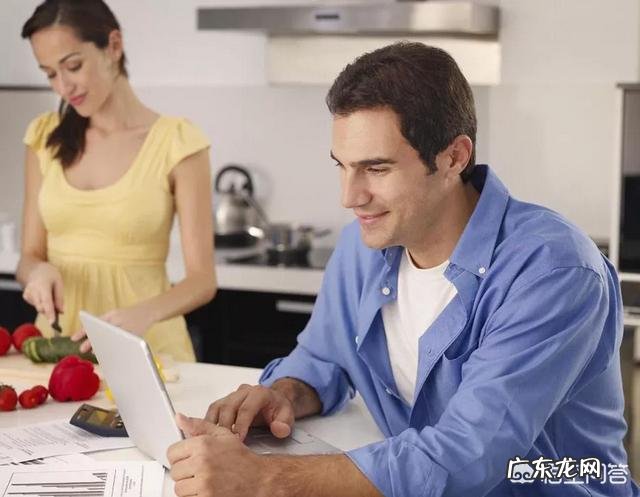 在手机通讯录里，你把爱人的名字备注成什么？