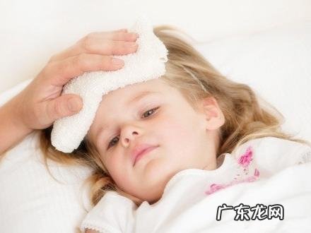 小孩总是发烧,扁桃体发炎是怎么回事?