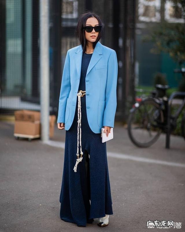 肤色暗黄的人穿什么颜色好看?