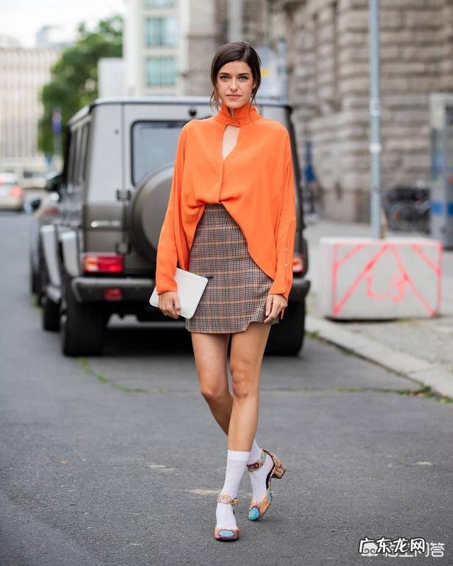 肤色暗黄的人穿什么颜色好看?