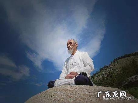 为什么在练习单盘坐一段时间后会感觉腰疼?