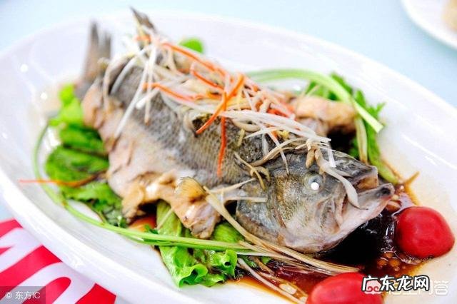 靠水煮菜和跑步减肥30斤,如果正常吃饭怎样才不会反弹?要加大运动量吗?