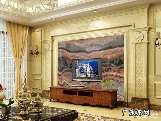 大方简洁的电视背景墙用什么材料好?