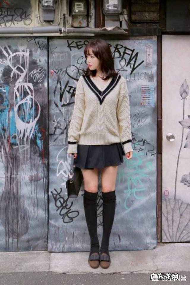 怎样将针织衫穿出高级感?