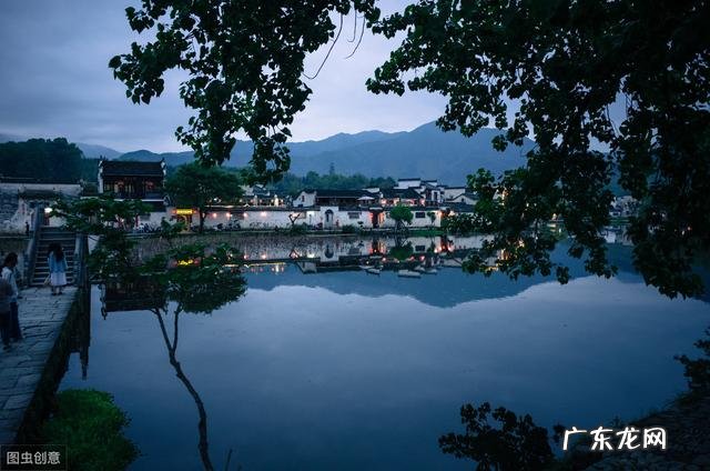 这个季节到哪儿去转一转比较好呢?