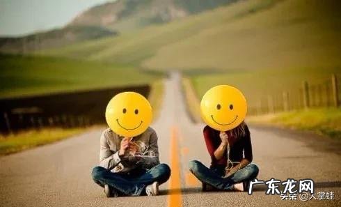 男人没钱,没事业,有资格谈恋爱吗?