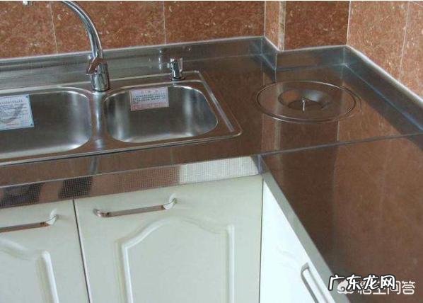 哪种橱柜台面比较好?大理石和白钢台面,各有什么优点?